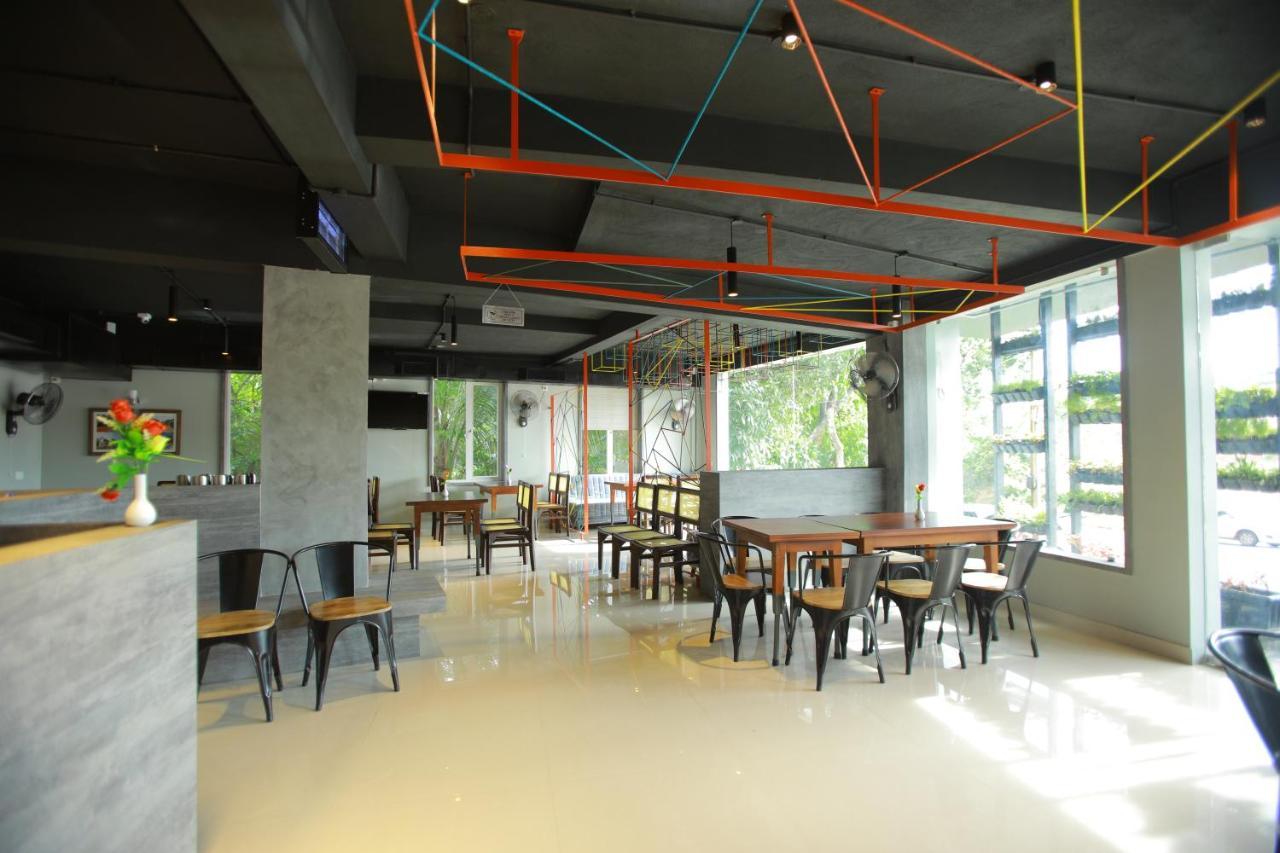 Withinn - Airport 3*