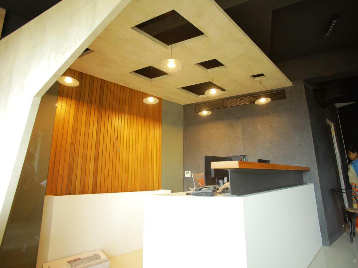 Withinn - Airport