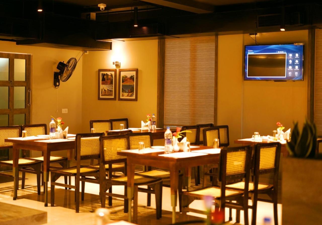Withinn - Airport 3*